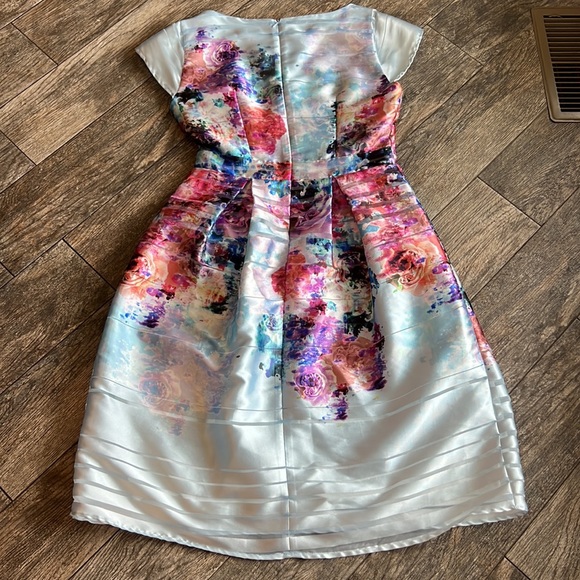 True violet floral dress - Picture 12 of 13